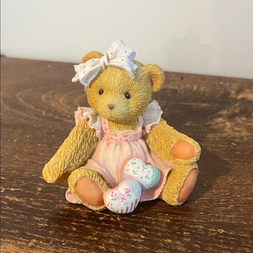 Amy - Hearts Quilted with Love" Cherished Teddies figurine